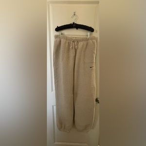 Nike fleece sweatpants